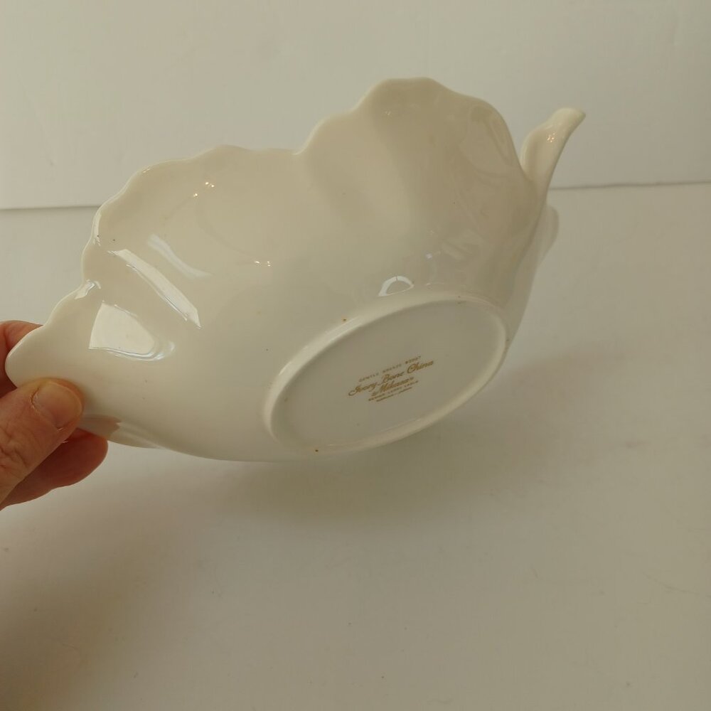 Mikasa Leaf Shaped Dish Gentle Breeze Ivory Bone China Trinket Dish Nut Candy - Picture 8 of 16
